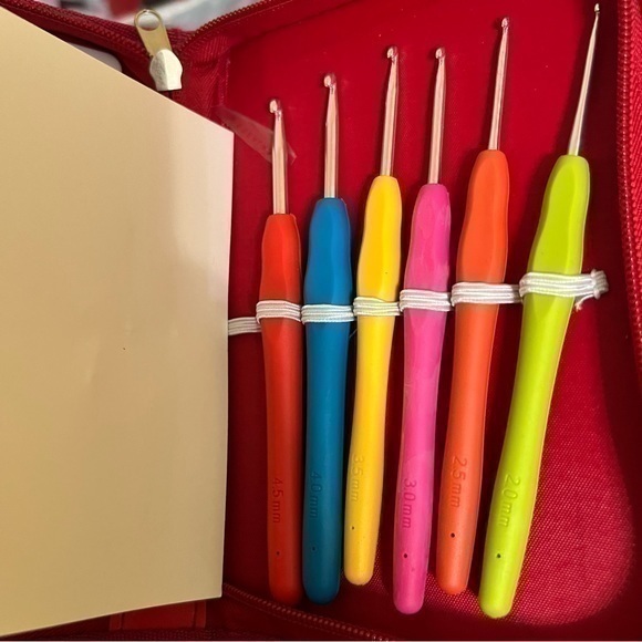 Knitting Set Knitting Set - Picture 5 of 8